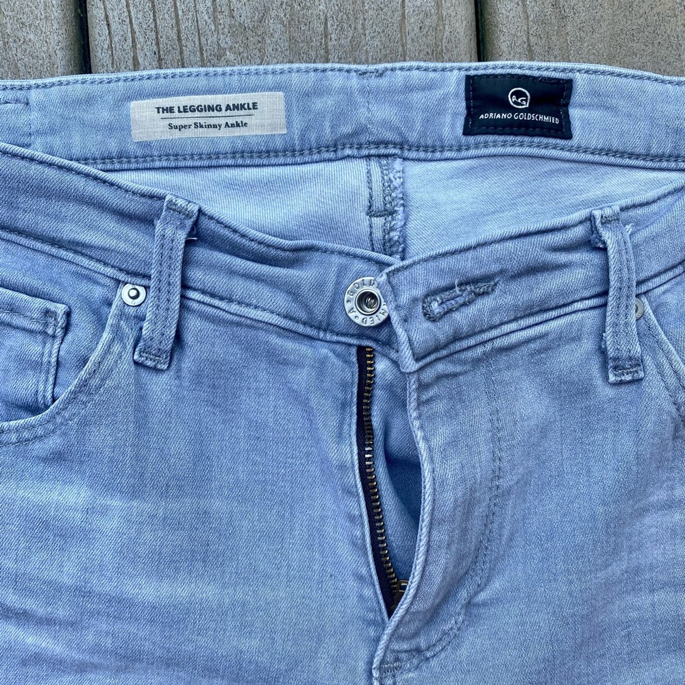 AG the legging ankle gray jeans. Size 29.